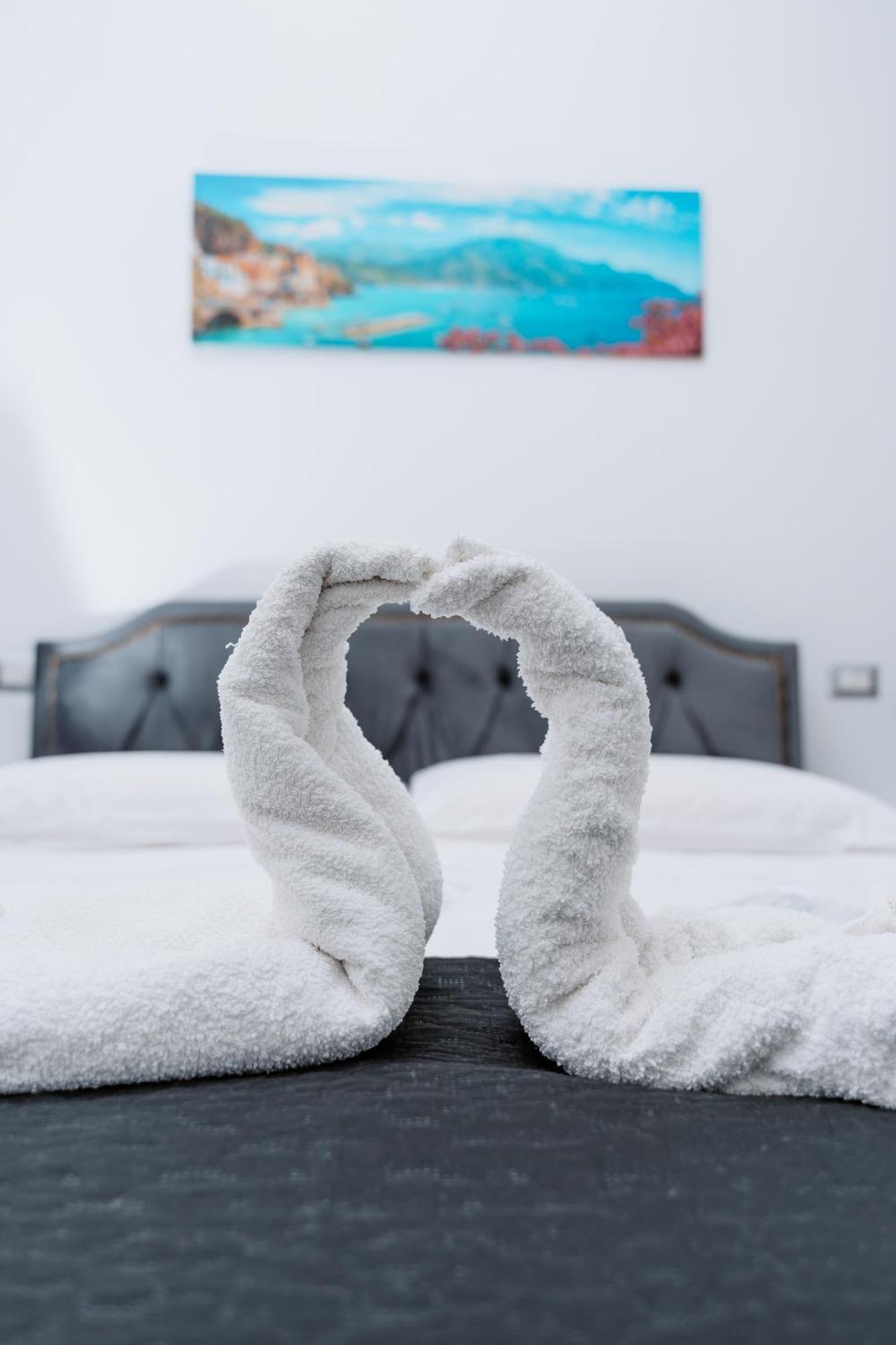 Holiday Home Mar Pacifico Napoli Екстериор снимка