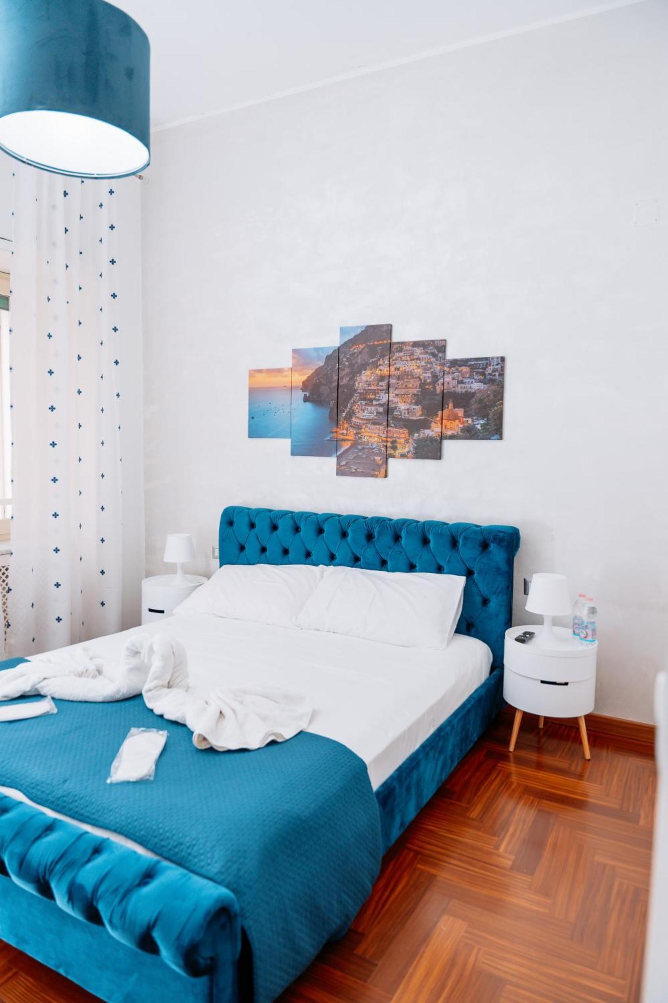 Holiday Home Mar Pacifico Napoli Екстериор снимка
