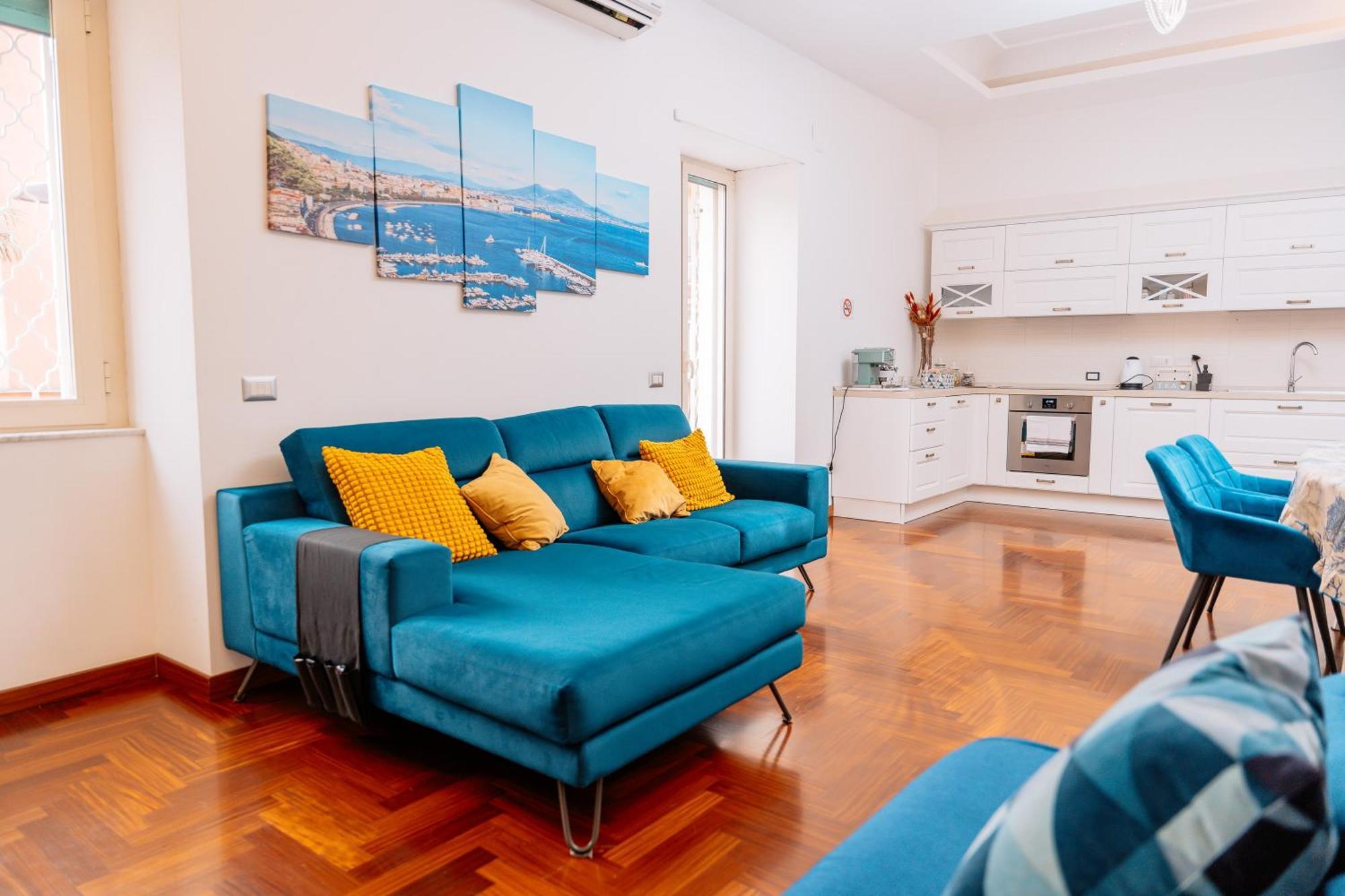 Holiday Home Mar Pacifico Napoli Екстериор снимка